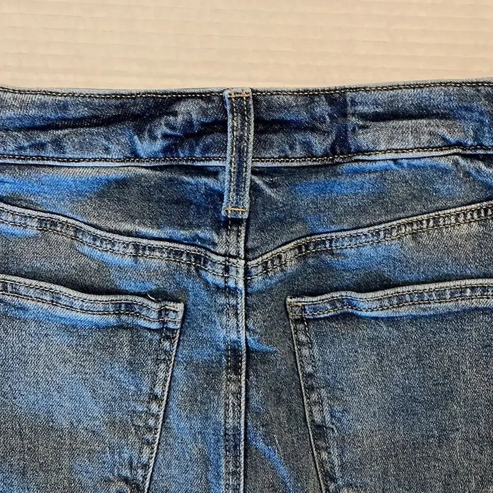 SO Blue Denim Mini Skirt Juniors Size 5 Jean Pockets Zipper Frayed Hem Y2K Edgy